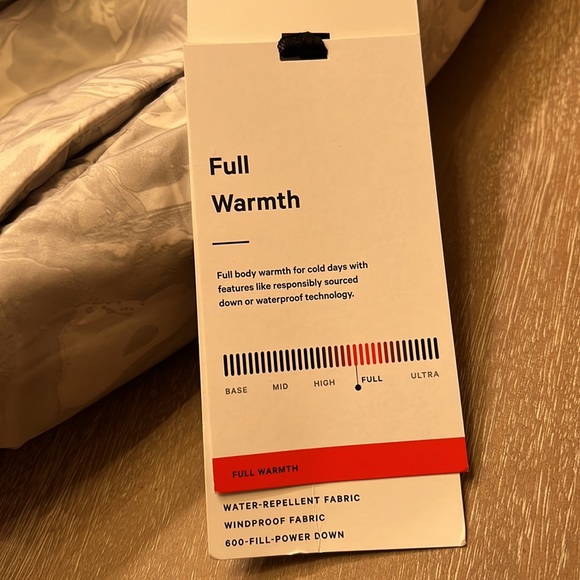 Lululemon Down Jacket in Maple Metamorphosis Light Natural Multi Size 8 - Picture 8 of 14